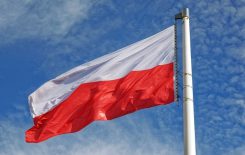 Więcej o: 2 maja Dniem Flagi Rzeczypospolitej Polskiej