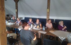 Więcej o: Wirtualne zwiedzanie świata w  Klubie Senior + w Gniewoszowie